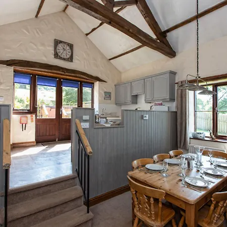 Mill Barn 2 Bedrooms *